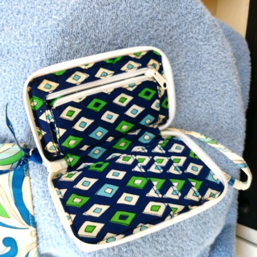 Vera Bradley Credit Card Wristlet & CheckBook Mediterranean Pat. 2 PC. Retired